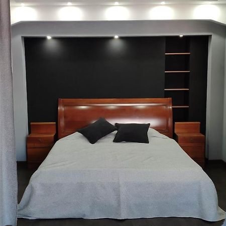 Apartment On Nazarbayeva 77 阿拉木图 外观 照片